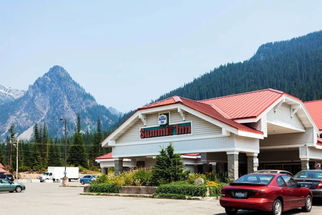 Summit Inn